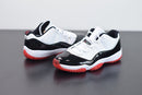 Nike Air Jordan 11 - Retro High Low Concord Bred