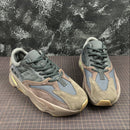 Adidas - Yeezy Boost 700