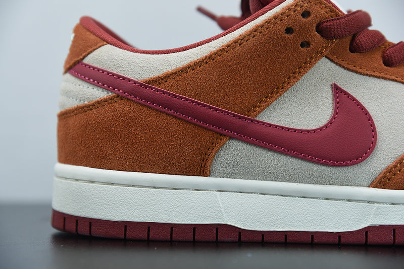 Nike SB Dunk Low Pro Dark Russet Cedar