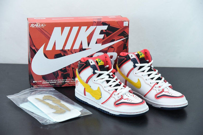 Nike SB Dunk High RX-0 Unicorn Gundam