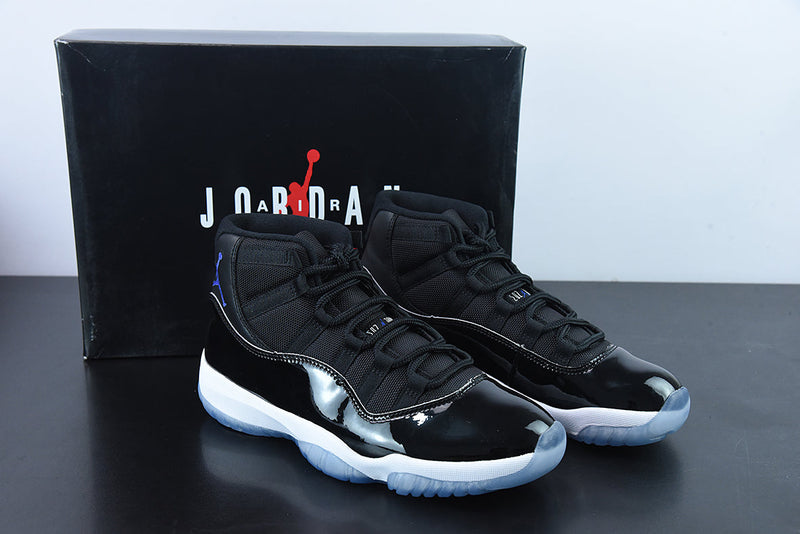 Nike Air Jordan 11 - Retro High Space Jam