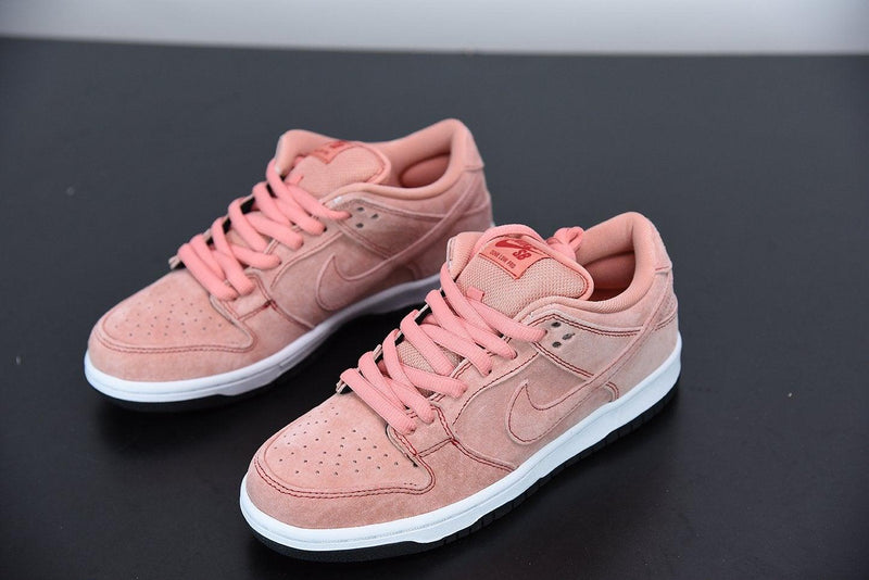 Nike SB Dunk Low Pink Pig