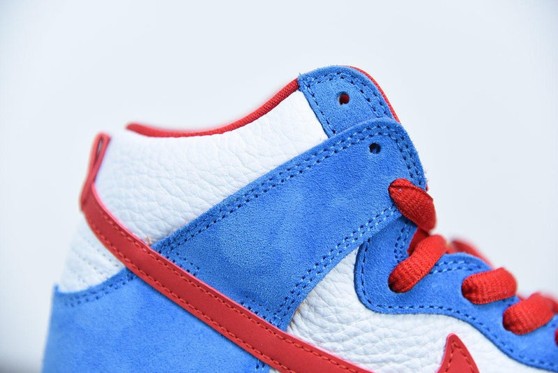 Nike SB Dunk High Doraemon