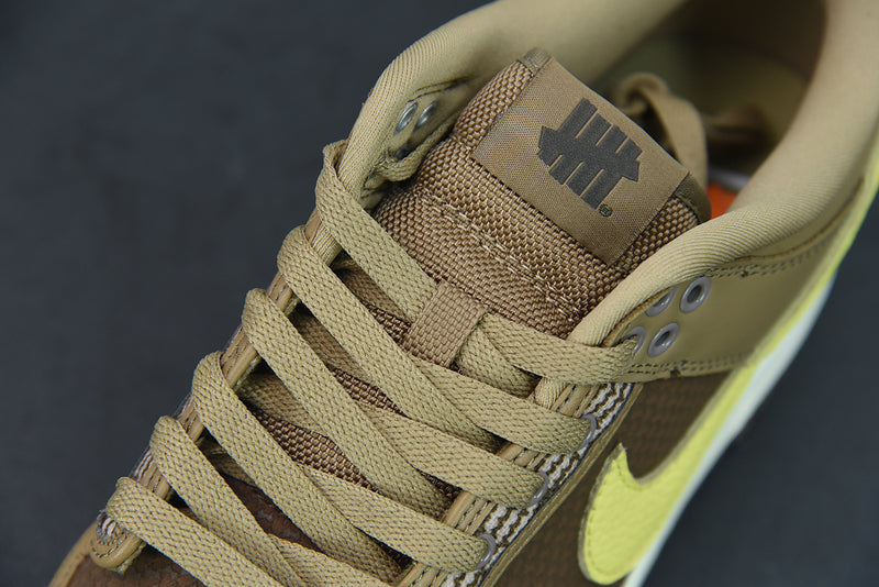 Nike Dunk Low SP Undefeated Canteen Dunk vs. AF1 Pack