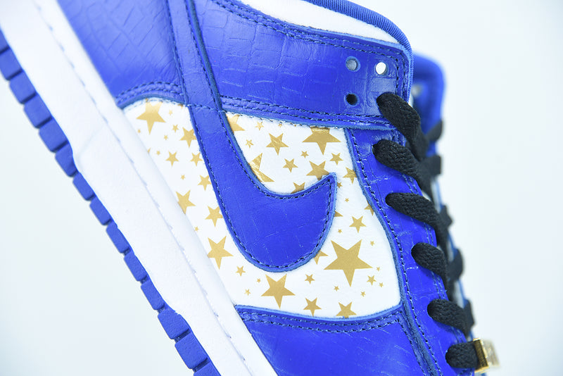 Nike SB Dunk Low Supreme Stars Hyper Royal (2021)