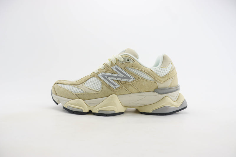 New Balance 9060 Calcium Sea Salt