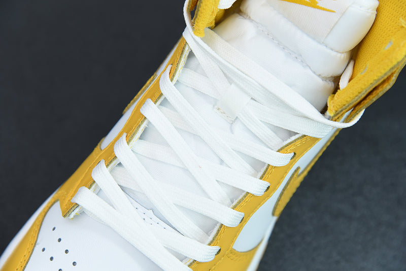Nike Dunk High Dark Sulfur
