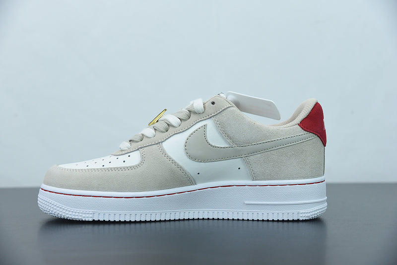 Nike Air Force 1 LV8 Light Stone