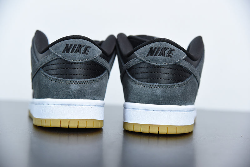 Nike SB Dunk Low Dark Smoke Grey