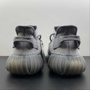 Adidas - Yeezy 700 V3