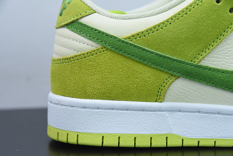 Nike SB Dunk Low 'Green Apple'