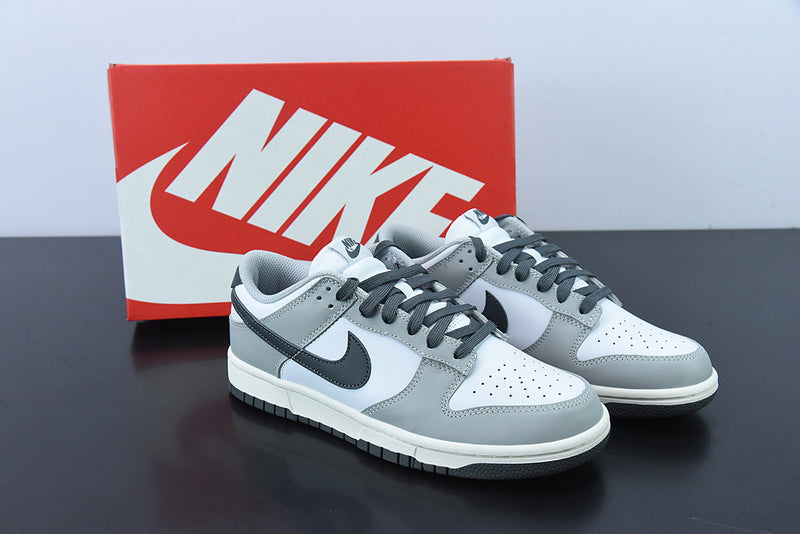 Nike Dunk Low Light Smoke Grey