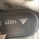 Adidas - Yeezy Boost 700