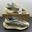 Adidas - Yeezy 700 V3