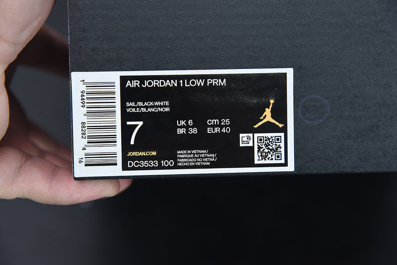 Nike Air Jordan 1 - Low Astrograbber