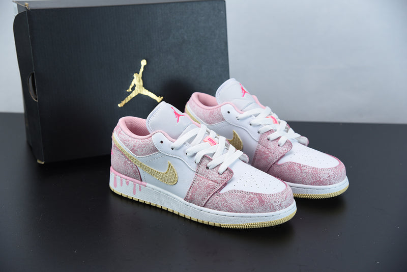 Nike Air Jordan 1 - Low GS Strawberry Ice Cream