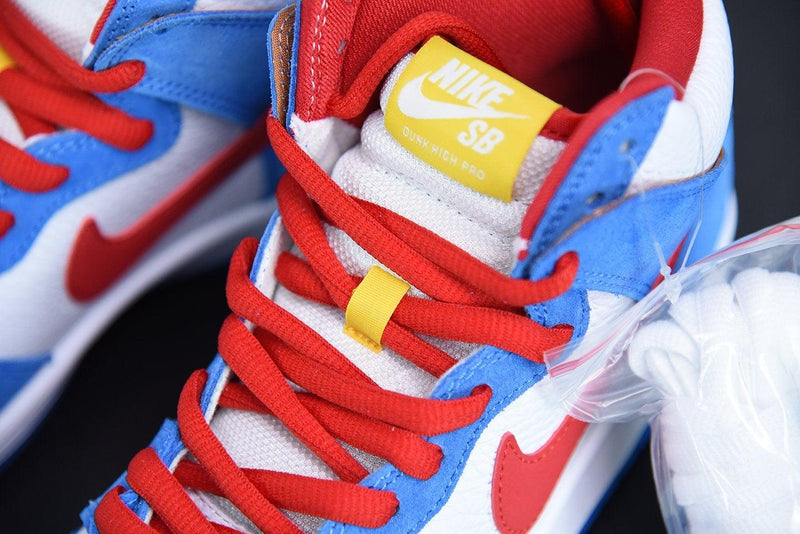 Nike SB Dunk High Doraemon