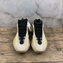 Adidas - Yeezy 700 V3