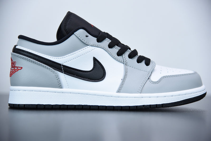 Nike Air Jordan 1 - Low Light Smoke