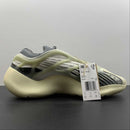 Adidas - Yeezy 700 V3