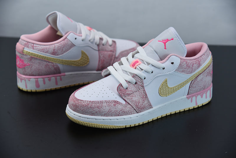 Nike Air Jordan 1 - Low GS Strawberry Ice Cream