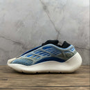 Adidas - Yeezy 700  V3