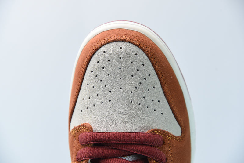 Nike SB Dunk Low Pro Dark Russet Cedar