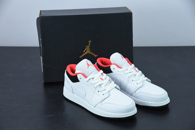 Nike Air Jordan 1 - Low "Chicago Home"