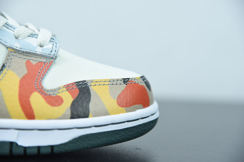 Nike Dunk Low SE Sail Multi-Camo