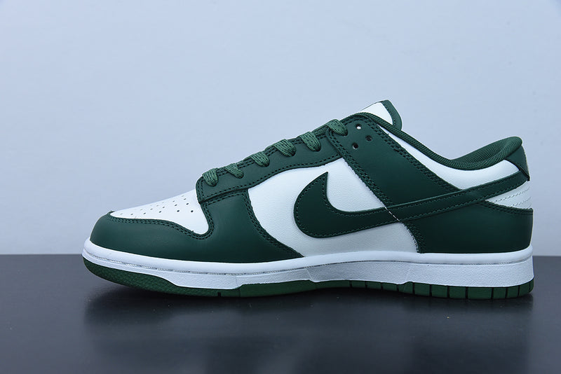 Nike Dunk Low "Michigan State"