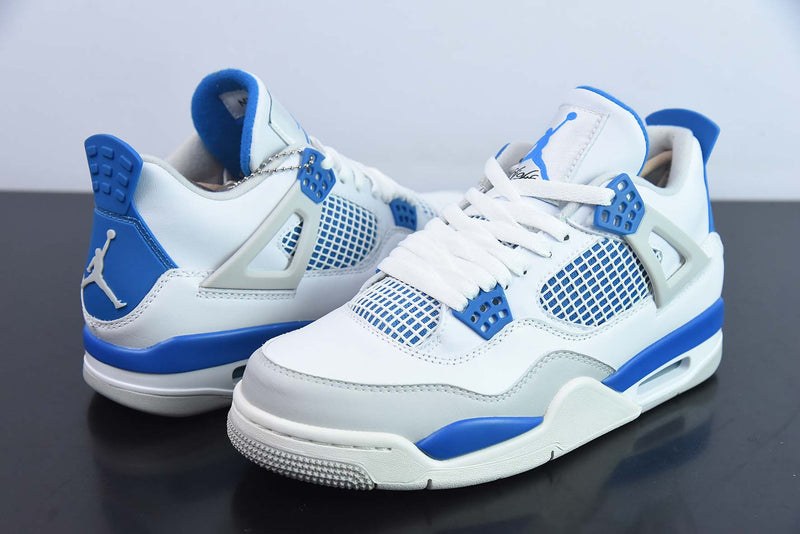 Nike Air Jordan 4 - Military Blue