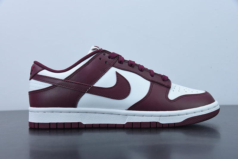 Nike SB Dunk Low Bordeaux