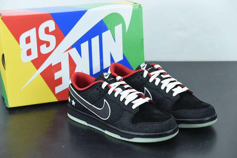 Nike Dunk Low x LPL League of Legends