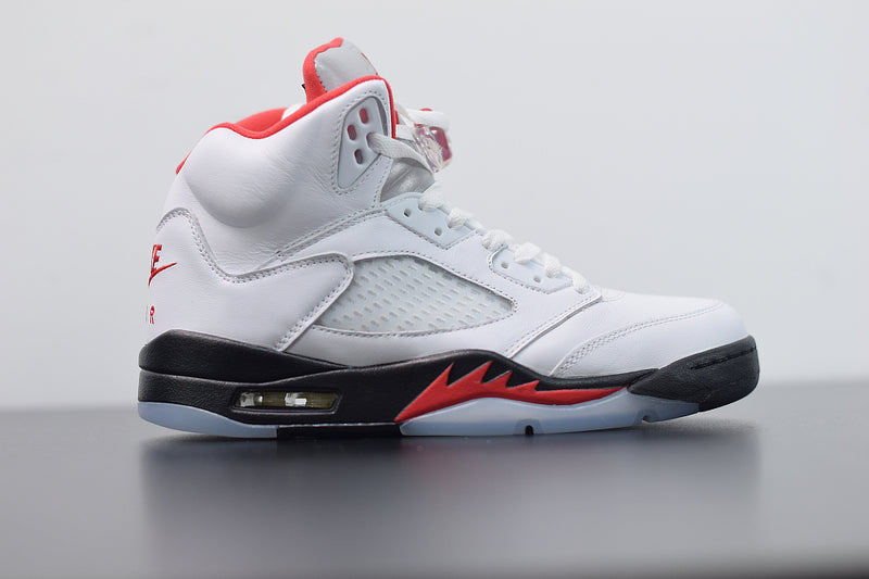 Nike Air Jordan 5 - Retro Fire Red