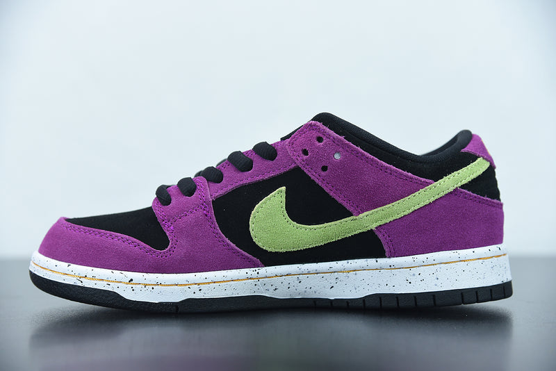 Nike SB Dunk Low Pro ACG Terra Red Plum