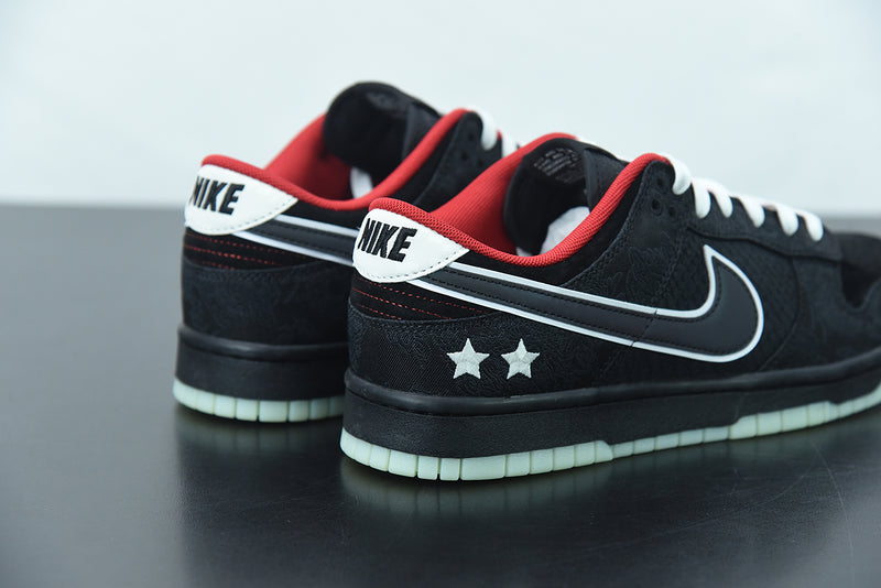 Nike Dunk Low x LPL League of Legends