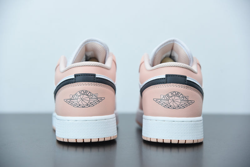 Nike Air Jordan 1 - Low Light Arctic Pink