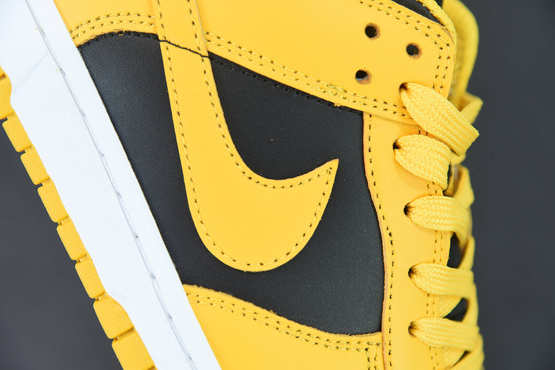 Nike Dunk Low Championship Goldenrod (2021)