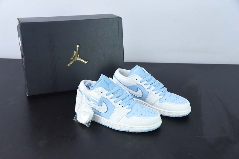 Nike Air Jordan 1 - Low SE Reverse Ice Blue