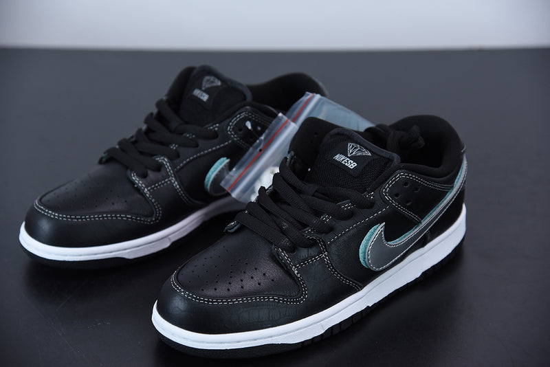 Nike SB Dunk Low Diamond Supply Co. Black Diamond