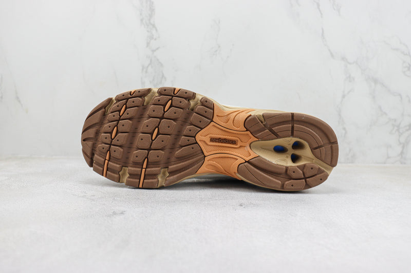 New Balance 530 Niko and ...