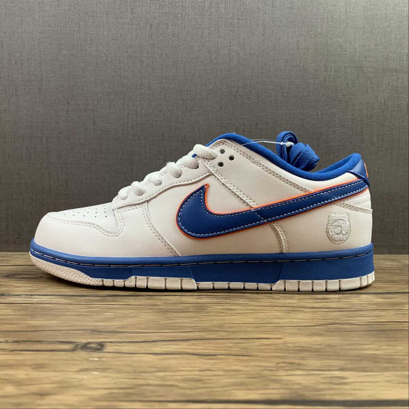 Nike SB Dunk Low Medicom 1