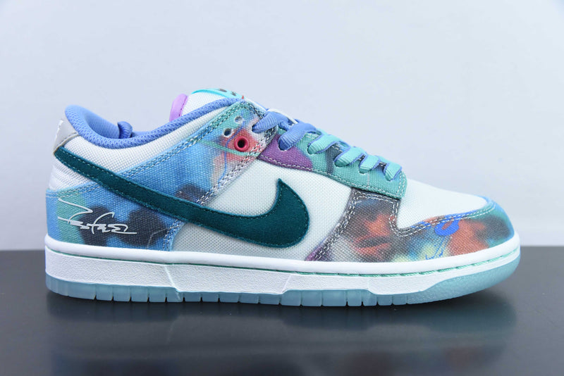 Nike SB Dunk Low Futura Laboratories Bleached Aqua