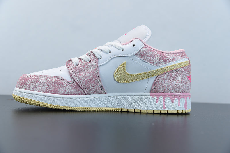 Nike Air Jordan 1 - Low GS Strawberry Ice Cream