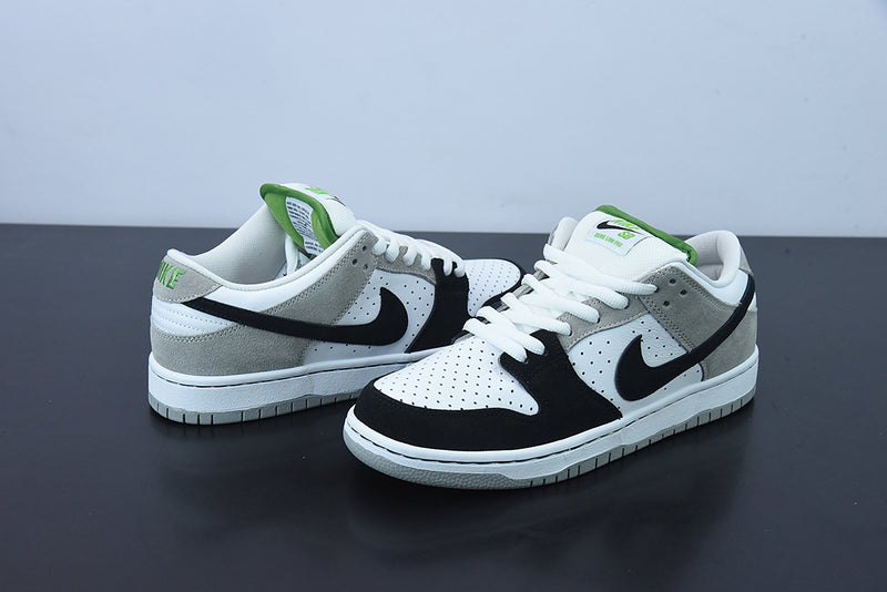 Nike SB Dunk Low Chlorophyll