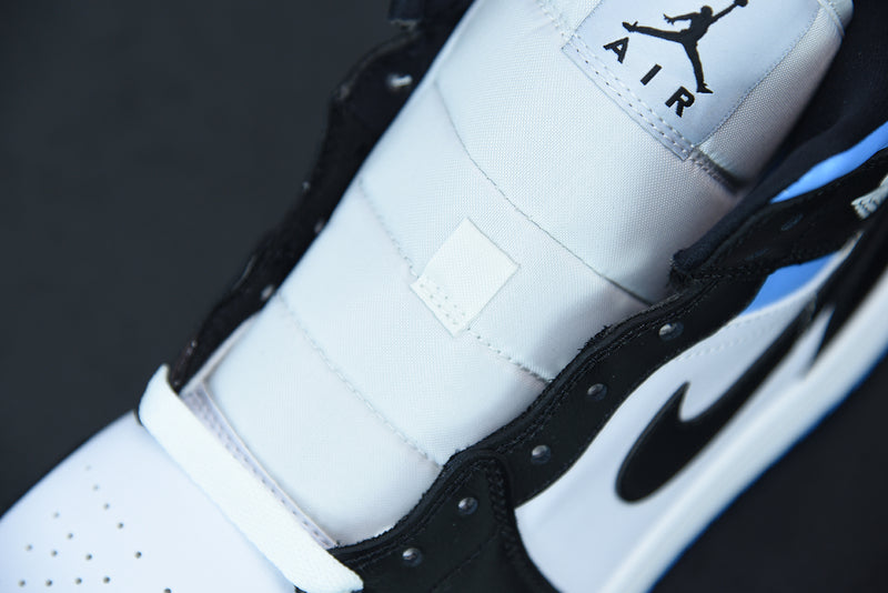 Nike Air Jordan 1 - Mid University Blue