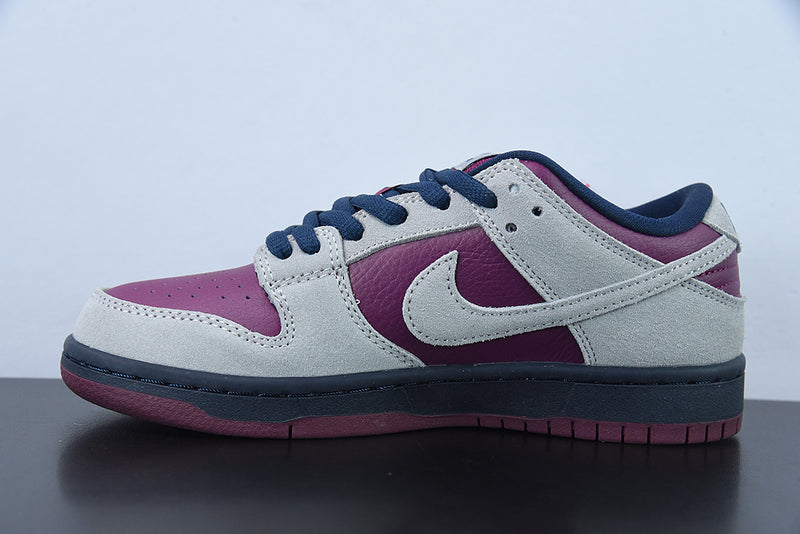 Nike SB Dunk Low 'Atmosphere Grey True Berry'