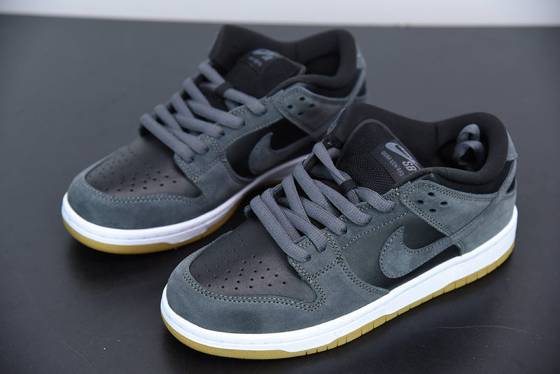 Nike SB Dunk Low Dark Smoke Grey