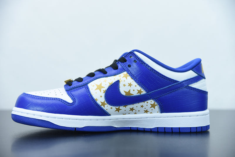 Nike SB Dunk Low Supreme Stars Hyper Royal (2021)